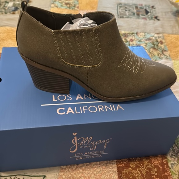 NIB jellypop Nethera ankle boot size 8.5m - Picture 1 of 4